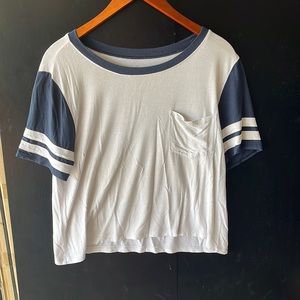 Hollister tee shirt